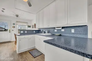 1023 Carolina Boulevard, Topsail Beach, NC 28445 – photo 8: Kitchen