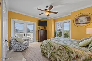 18 Sailview Drive, North Topsail Beach, NC 28460 – photo 23: 43-web-or-mls-_RAD7717