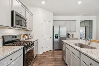 309 Sailors Way, Elizabeth City, NC 27909 – photo 10: 19-web-or-mls-DSC05715