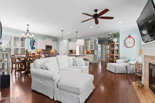 6467 Timber Hitch Drive SW, Ocean Isle Beach, NC 28469 – photo 13: 21-web-or-mls-CamMediaLLC.com (41 of 77)