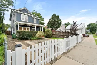 108 S 9th Street, Wilmington, NC 28401 – photo 3: mls-DSC04128