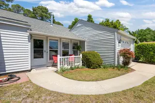 1311 Pelican Drive, New Bern, NC 28560 – photo 2: Welcome Home!