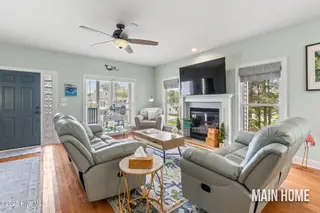 334 NE 48th Street, Oak Island, NC 28465 – photo 6: shniderproductions.com-28