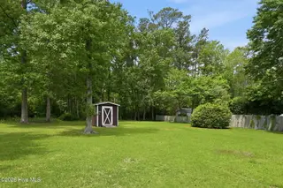 703 Oxford Drive, Morehead City, NC 28557 – photo 19: large-019e1c7f-beef-71c0-8c47-bd3d3c241e