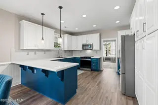 27 Country Club Drive, Shallotte, NC 28470 – photo 12: Kitchen