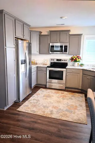 1308 Wanetas Court, Winterville, NC 28590 – photo 12: Alyrica Altered Kitchen