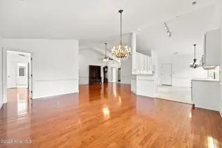 3408 Honeysuckle Drive, Winterville, NC 28590 – photo 10: 31-web-or-mls-IMG_0029_edit