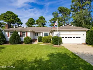 1011 Pelican Drive, New Bern, NC 28560 – photo 1: 1011 Pelican Dr