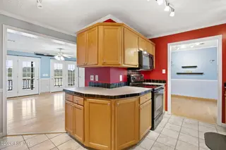 354 W South Shore Drive, Southport, NC 28461 — 3-bedroom home in Boiling Spring Lakes, Southport, NC, photo 18 of 39: 26-web-or-mls-IMG_2038