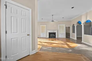 103 Francis Marion Drive, Wilmington, NC 28411 – photo 9: 13_foyer