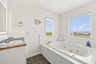 2913 Pointe West Drive B3, Emerald Isle, NC 28594 – photo 18: MAster Bath 1