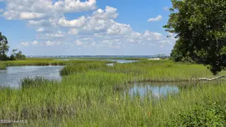 851 1 Highway 101, Beaufort, NC 28516 – photo 5: 20260731_111115