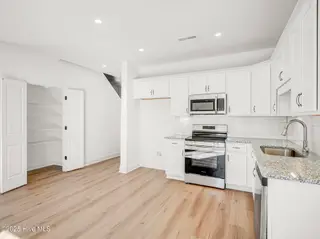 255 Townhome Lane 255, Southern Pines, NC 28387 – photo 13: DSC01883_4_5_6_7Interior02