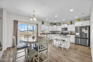646 Indigo Johnston Drive, Jacksonville, NC 28546 – photo 17: 19_breakfast nook