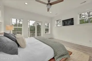 346 Shore Point Drive, Wilmington, NC 28411 — 3-bedroom home in Bayshore Estates, Wilmington, NC, photo 14 of 50: 014_img_0662_135