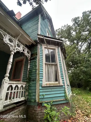 311 N James Street, Goldsboro, NC 27530 – photo 2: IMG_1491