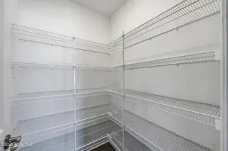 106 Heckathorne Drive, New Bern, NC 28560 — 3-bedroom home in West Crossroads, New Bern, NC, photo 12 of 33: Pantry