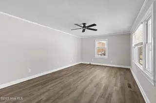2383 Burgaw Highway, Jacksonville, NC 28540 – photo 5: Living Room
