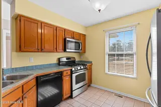 71 Fairway Drive, Shallotte, NC 28470 – photo 4: 18-web-or-mls-DSC05074