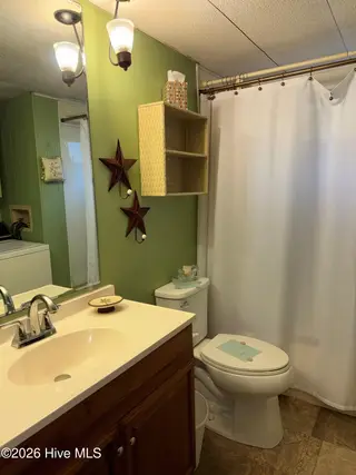 7147 Dale Avenue SW, Ocean Isle Beach, NC 28469 — 2-bedroom manufactured home in Seaside Heights, Ocean Isle Beach, NC, photo 11 of 15