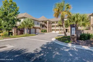 636 Village Park Drive 101, Wilmington, NC 28405 – photo 2: Front Exterior