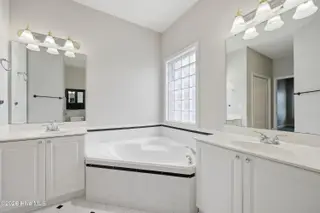4001 Walkers Court, Winterville, NC 28590 – photo 10: 39-print-IMG_0176