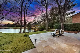 1751 Signature Place, Wilmington, NC 28405 — 3-bedroom condo in Landfall, Wilmington, NC, photo 11 of 53: 011_003_img_6567-hdr_copy_576_888