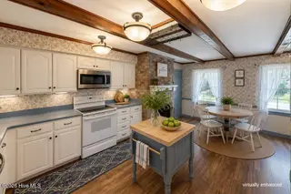 904 Hidden Drive, New Bern, NC 28562 – photo 5: Hidden kitchen