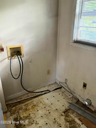 510 Church Street, Wilmington, NC 28401 – photo 10: Laundry