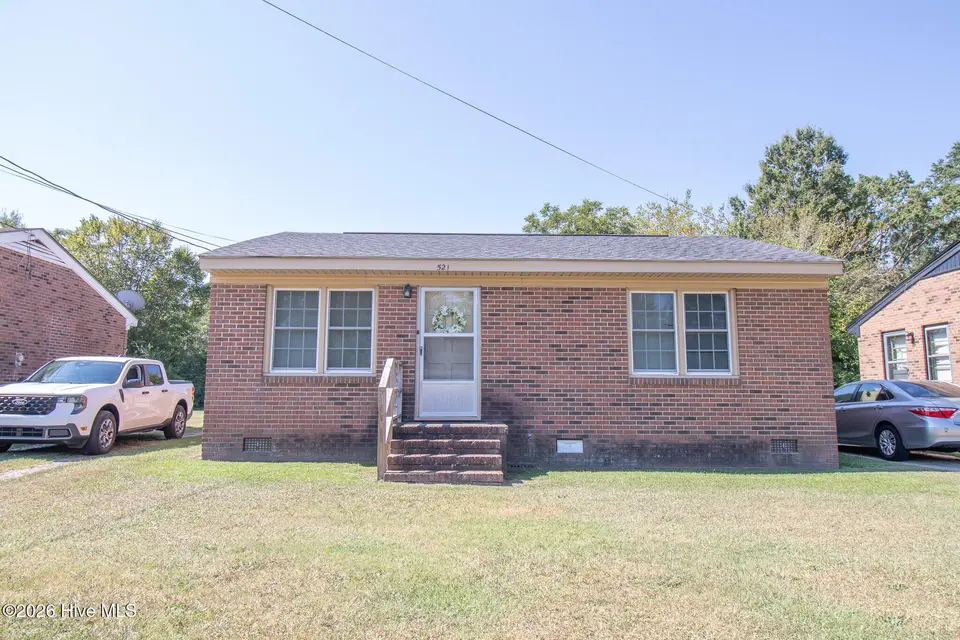 521 Cascade Avenue, Rocky Mount, NC 27803 – photo 1 of 10: IMG_7265
