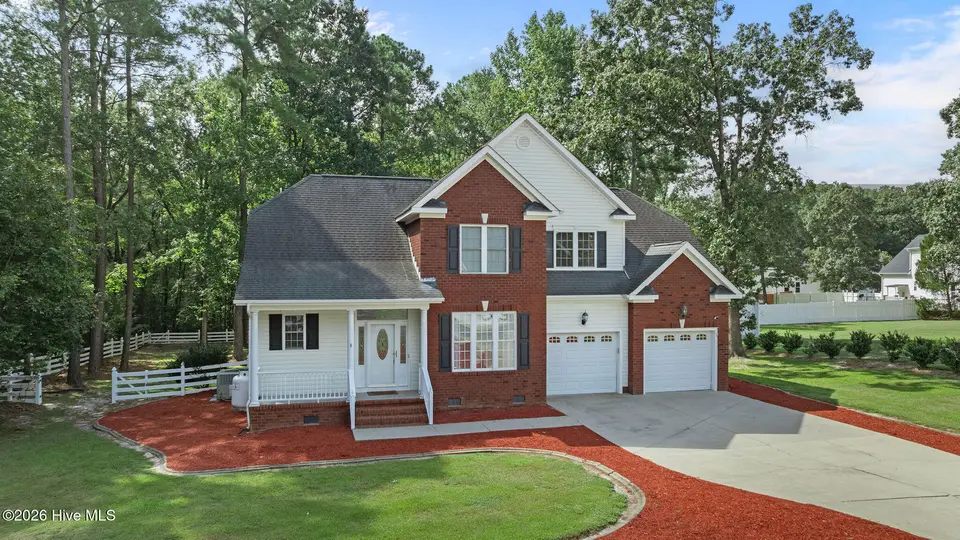 402 Albert Drive, Goldsboro, NC 27530 – photo 1 of 39: Front