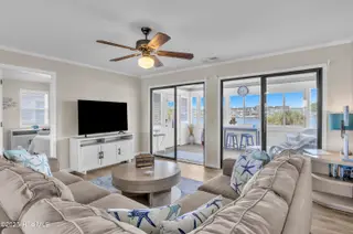 161 High Point Street, Holden Beach, NC 28462 — 4-bedroom home in Holden Beach Harbor, Holden Beach, NC, photo 13 of 66: 16-Final 161 High Point St Holden-RJREM-