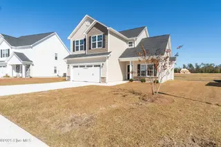 2032 Bluewater Boulevard, New Bern, NC 28562 – photo 3: 2032 Bluewater blvd-3