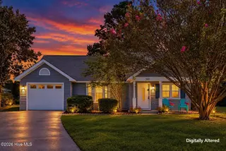 6517 Spicewood Street, Wilmington, NC 28405 — 3-bedroom home in Weatherwood, Wilmington, NC, photo 2 of 31: 6517SpicewoodStreet-2_Dusk