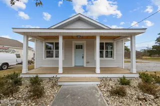 613 Mulberry Street, Beaufort, NC 28516 – photo 2: 2-web-or-mls-1S3A9922
