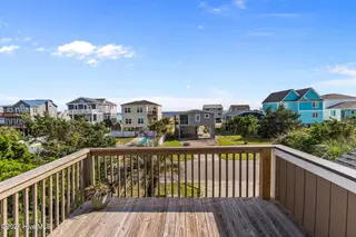 312 E Dolphin Drive, Oak Island, NC 28465 – photo 9: 9-web-or-mls-BTS08219