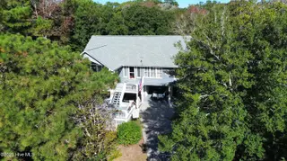 138 Loblolly Drive, Pine Knoll Shores, NC 28512 – photo 12: dji_fly_20251104_233240_31_1762272657104