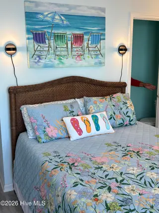 1615 Carolina Beach Avenue N Apt E3, Carolina Beach, NC 28428 — 1-bedroom condo in Seascape, Carolina Beach, NC, photo 20 of 38: IMG_5373