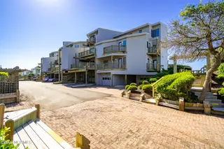301 Salter Path Road 14 Genesis, Pine Knoll Shores, NC 28512 – photo 11: Oceanfront condo in Genesis