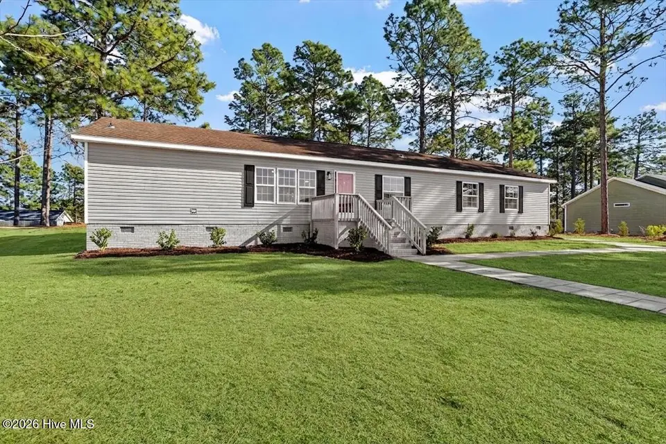 190 Pickett Circle, Vass, NC 28394 – photo 1 of 28: 190 Picket front2