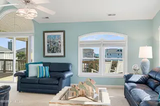 118 Heverly Drive, Emerald Isle, NC 28594 – photo 7: Living room with ocean views
