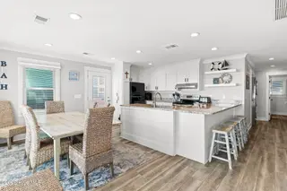 1011 Ocean Boulevard W, Holden Beach, NC 28462 – photo 14: 29-web-or-mls-cammediallc.com-47
