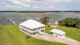 429 Live Oak Road, Newport, NC 28570 – photo 1: 429 Live Oak