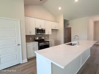 9155 National Avenue NE, Leland, NC 28451 – photo 7