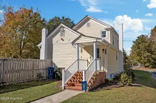 1009 N Market Street, Washington, NC 27889 – photo 6: 6-web-or-mls-IMG_7141
