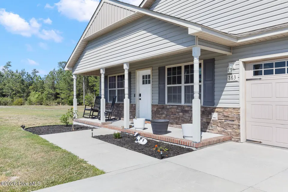 263 Rowland Drive, Richlands, NC 28574 – photo 1 of 23: rowlqand-4