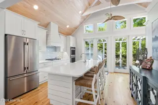 910 Ann Street, Beaufort, NC 28516 – photo 5: Kitchen