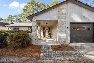 1511 Caracara Drive, New Bern, NC 28560 – photo 4: 3-web-or-mls-0C0A2168