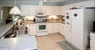 148 Watersfield Road, Leland, NC 28451 – photo 2: Kitchen
