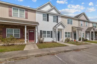 505 Oyster Rock Lane, Sneads Ferry, NC 28460 – photo 2: 2